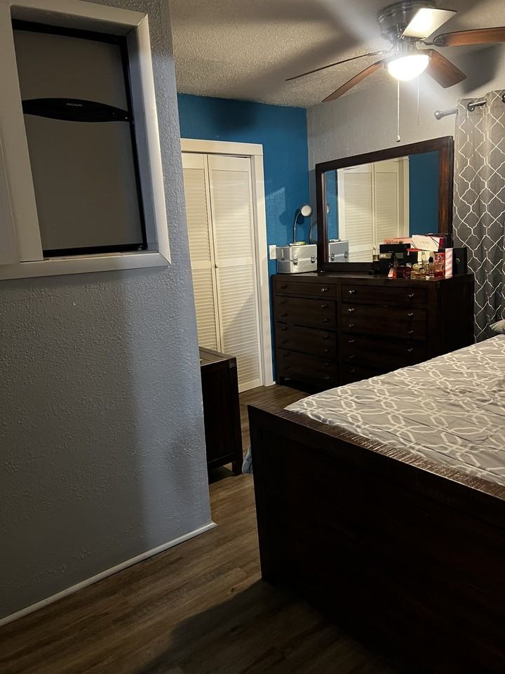 917 Manitoba Ave - Photo 5 of 11