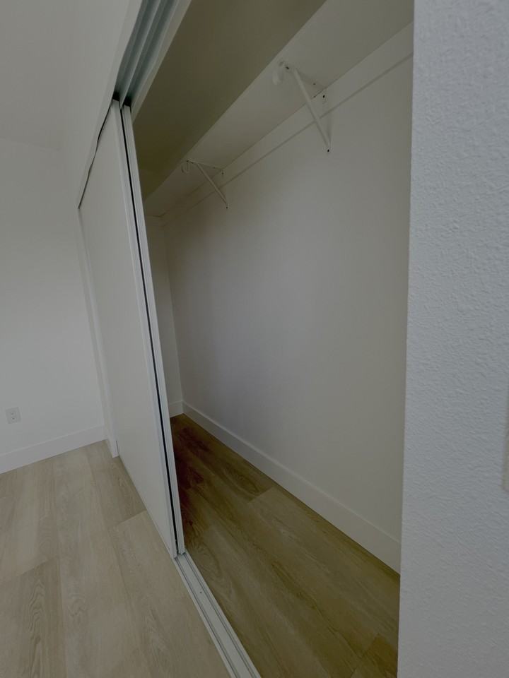 756 E 94th St #NA - Photo 3 of 9