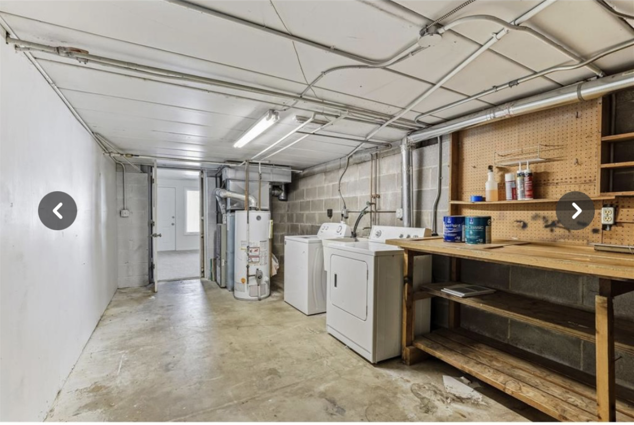 1374 Skywood Ln Ne #EAST - Photo 2 of 9