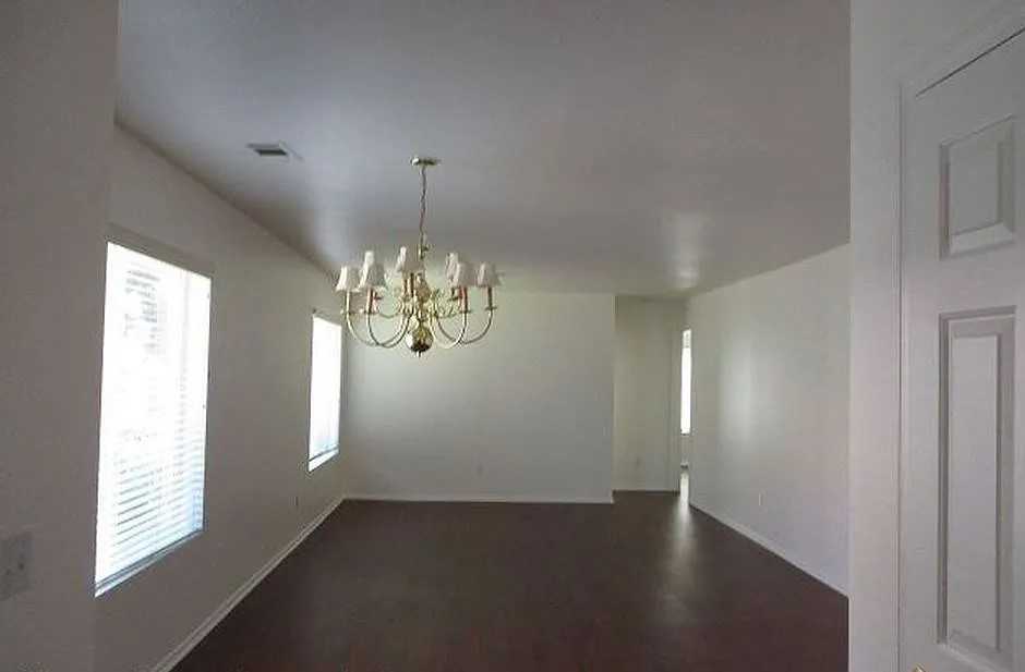 11561 Park Ln #NA - Photo 3 of 19