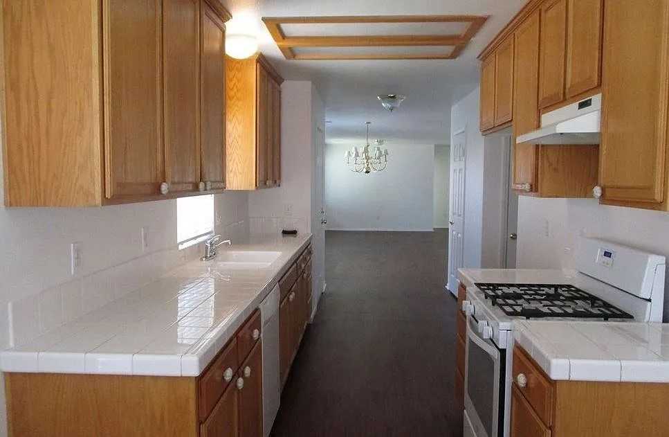 11561 Park Ln #NA - Photo 5 of 19