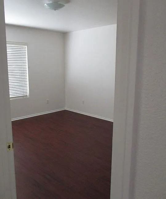 11561 Park Ln #NA - Photo 7 of 19