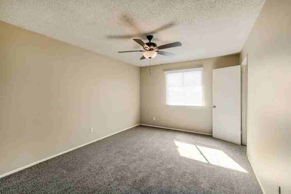 3135 N 64th Dr #NA - Photo 2 of 6