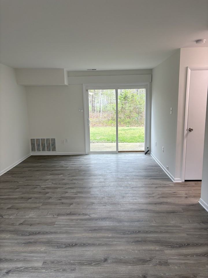 60 Tavistock Dr #NA - Photo 4 of 18