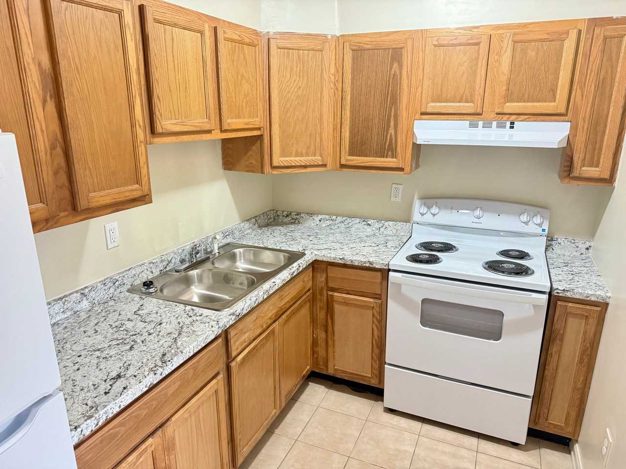202 Commerical - Photo 2 of 5