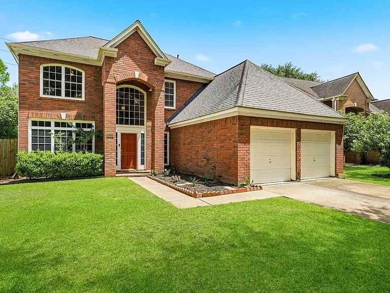 4323 Ringrose Dr #NA - Photo 2 of 31