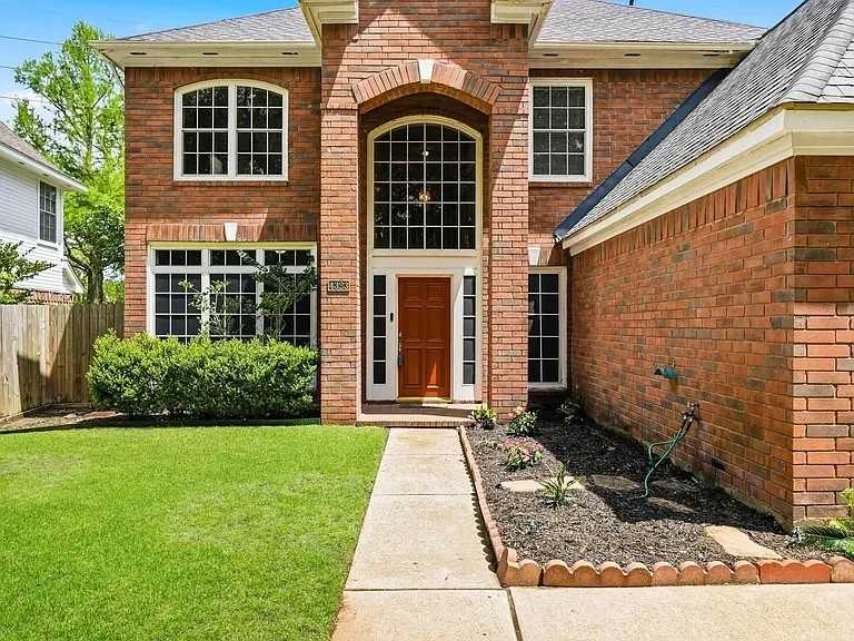4323 Ringrose Dr #NA - Photo 3 of 31