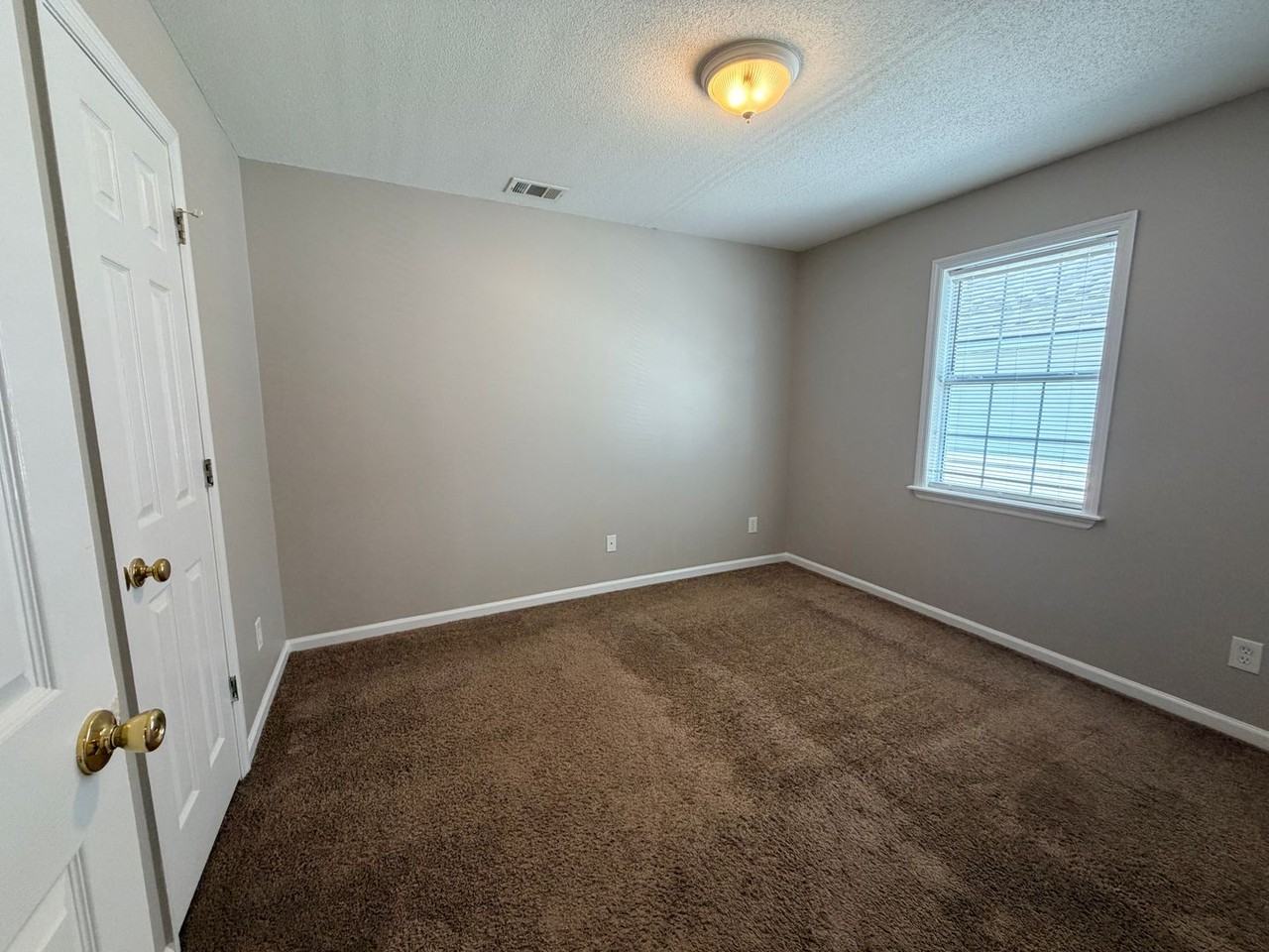 3009 Ainsley Ct - Photo 7 of 20