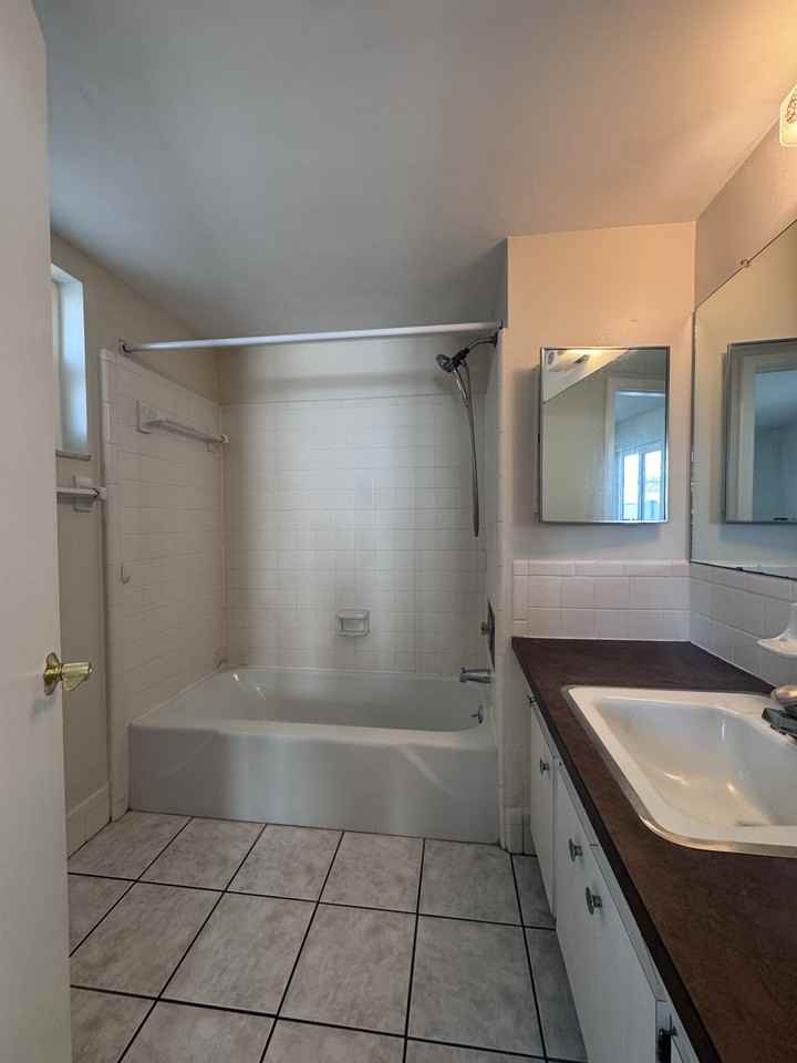 2167 Dart Avenue #5 - Photo 7 of 17