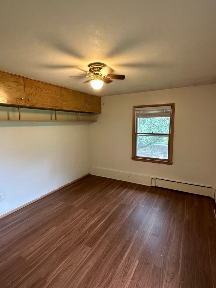 115 Washington - Photo 3 of 4