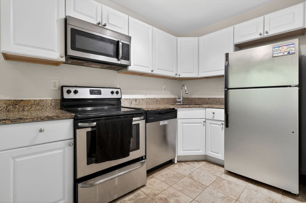 1719 N Troy St #8-399 - Photo 3 of 23