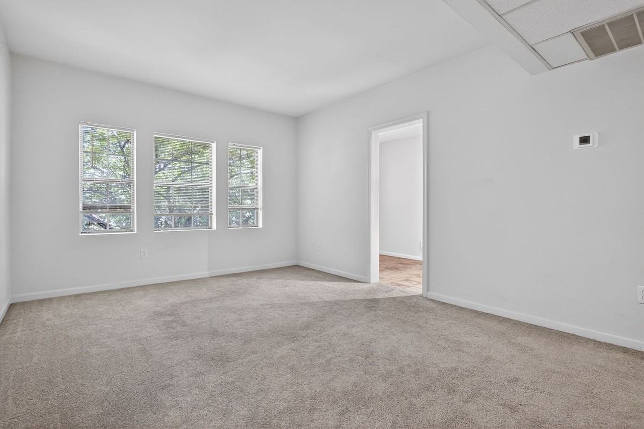 1719 N Troy St #8-399 - Photo 6 of 23