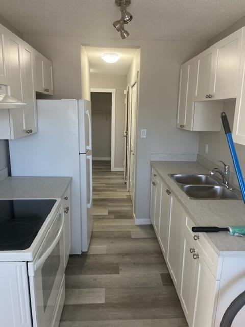 2902 South Main Street - Photo 2 of 8