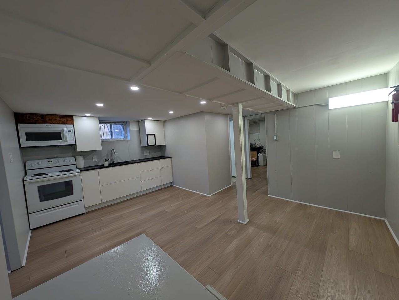 Yonge St & Davis Dr - Photo 5 of 9