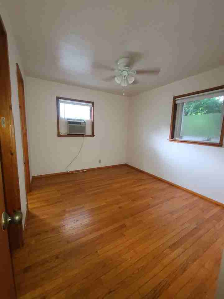 913 W Church St. - Photo 3 of 5