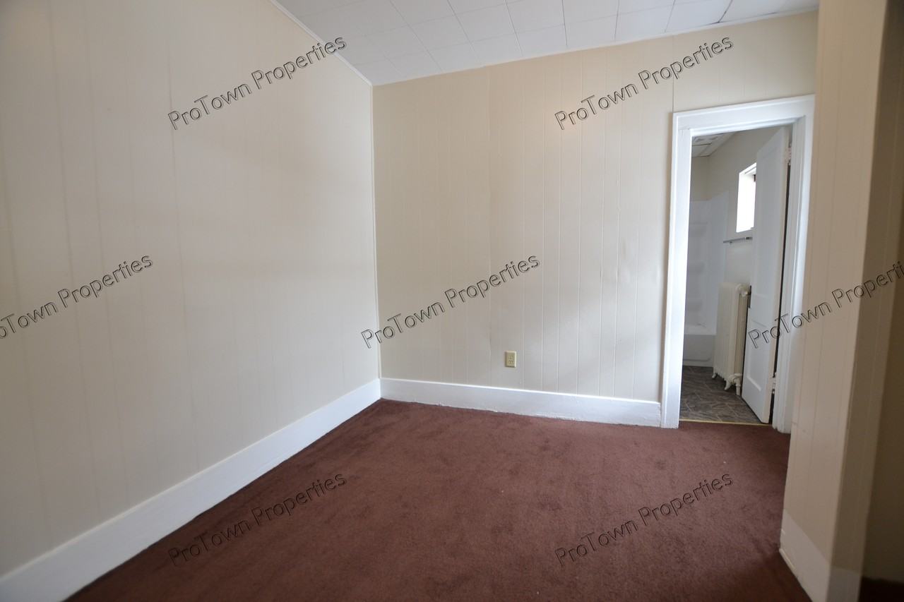 26 North Broadway Street #1S - Photo 3 of 6