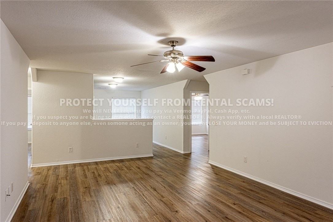 2280 Bunker Ln - Photo 3 of 15