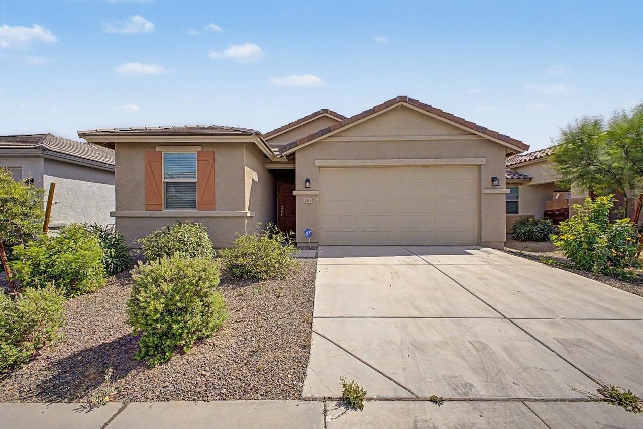 10519 W Atlantis Way - Photo 3 of 41