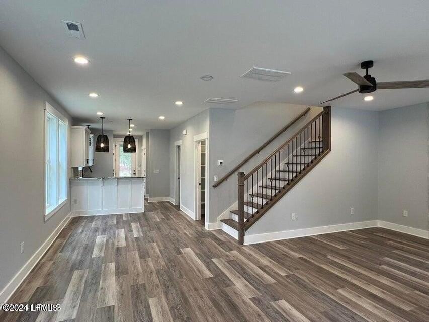 58 Founders Oak Way - Photo 5 of 38