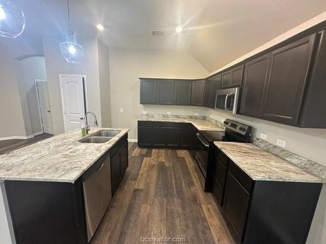 2136 Markley Dr - Photo 6 of 21