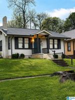 featured image of 1731 Exeter Ave