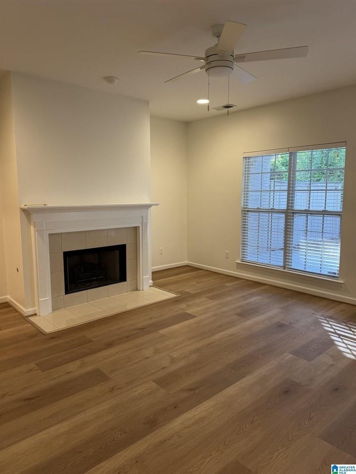 521 Reach Dr - Photo 3 of 35