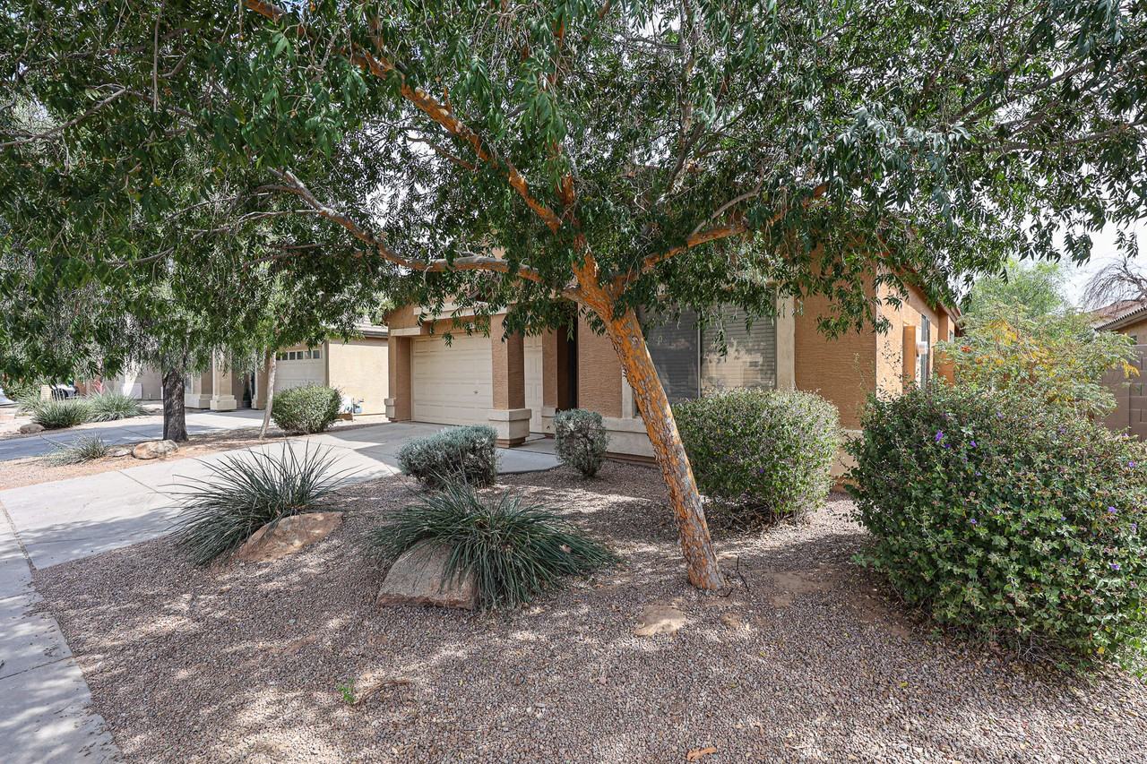 12447 W El Nido Ln #1 - Photo 3 of 33