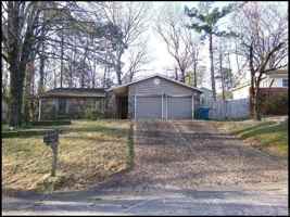 featured image of 5 Markham Place Cir