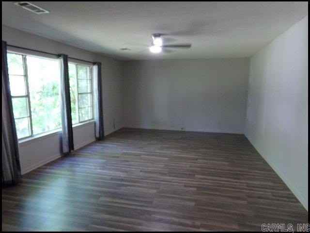 701 N Buchanan St - Photo 3 of 17