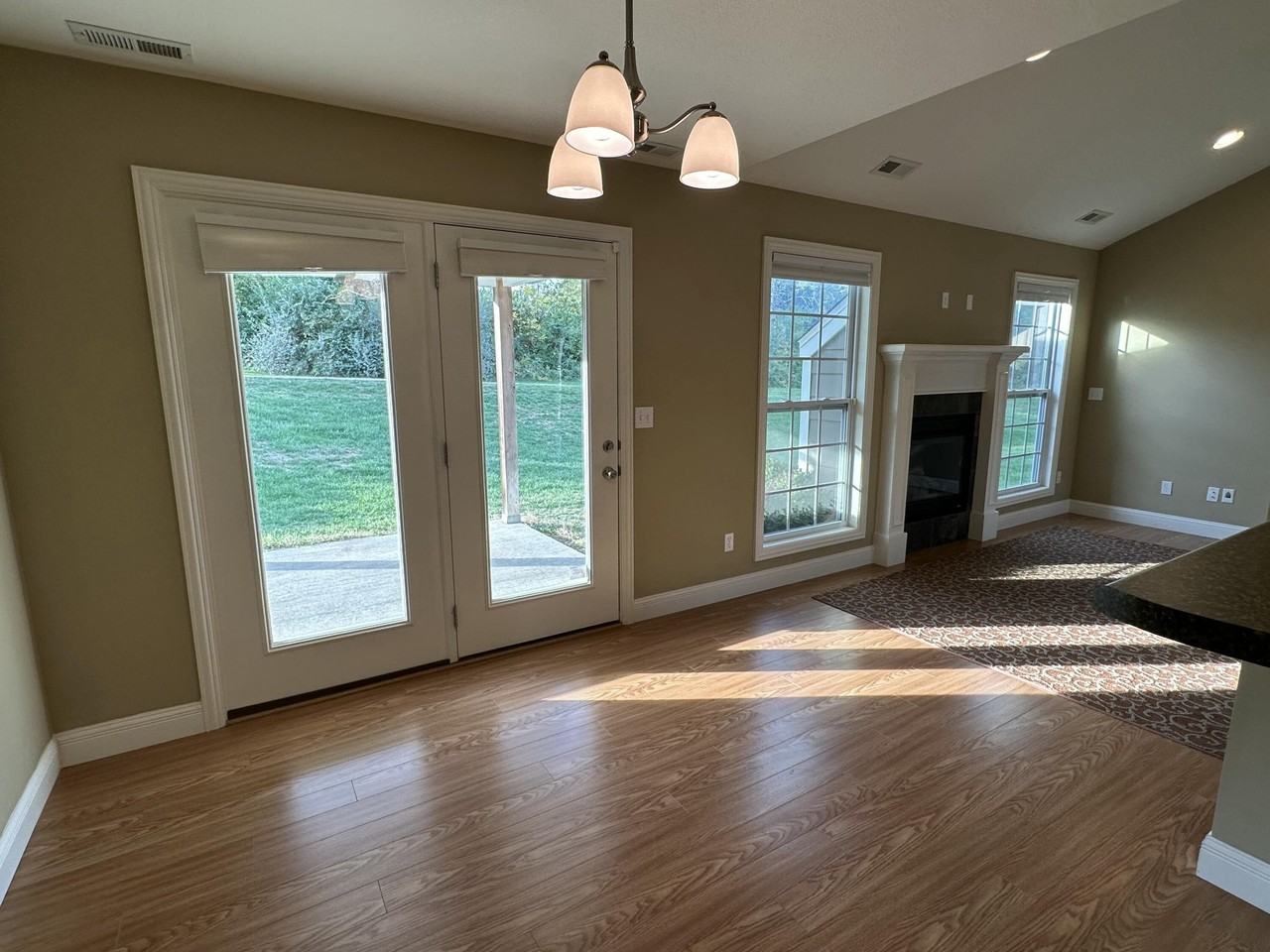 4500 Weybridge Dr - Photo 4 of 12