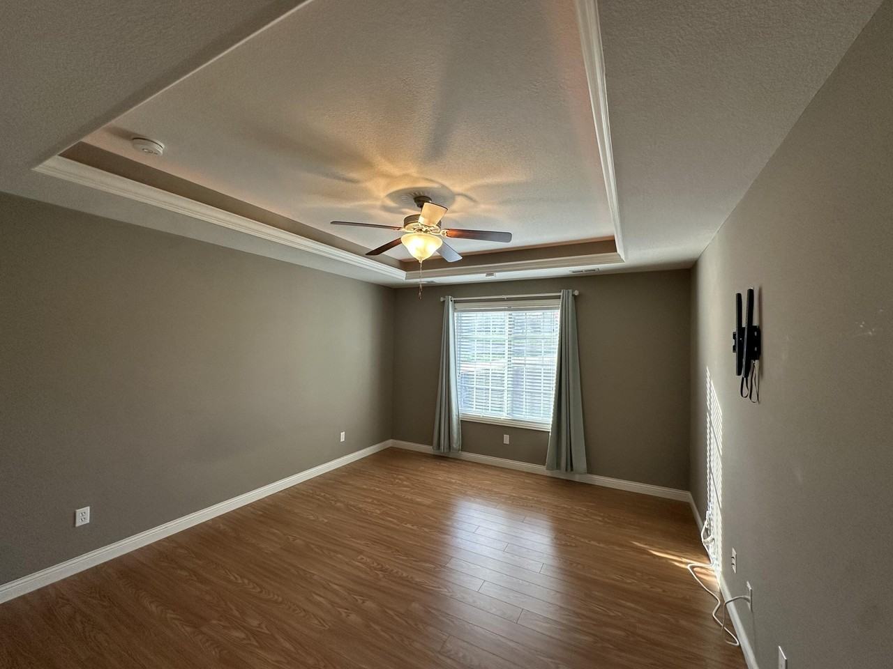 4500 Weybridge Dr - Photo 7 of 12