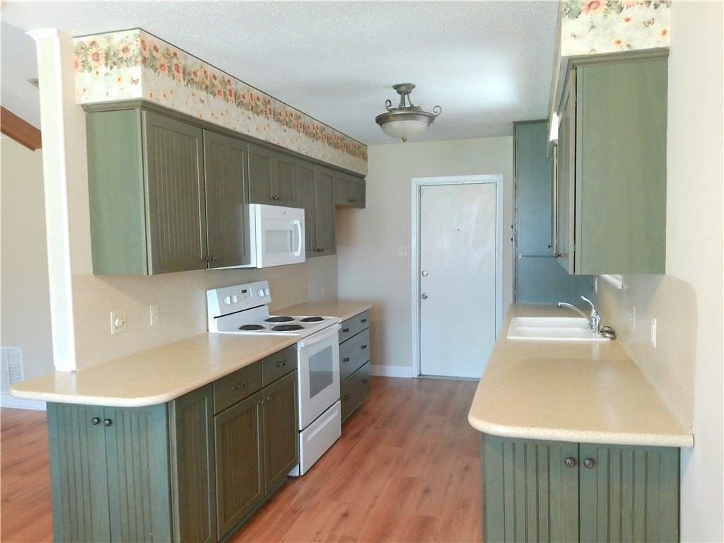 538 Vega Dr - Photo 5 of 14