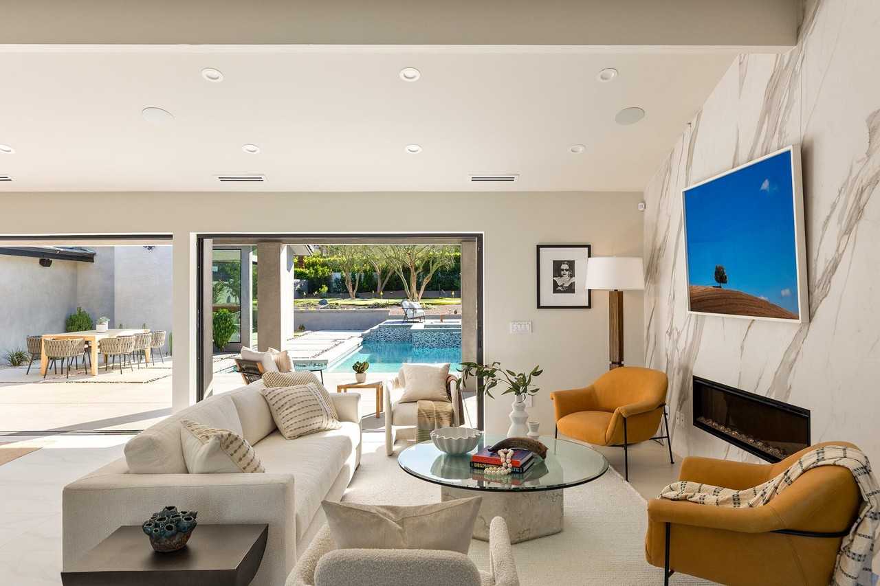 71501 Sahara Rd - Photo 3 of 29