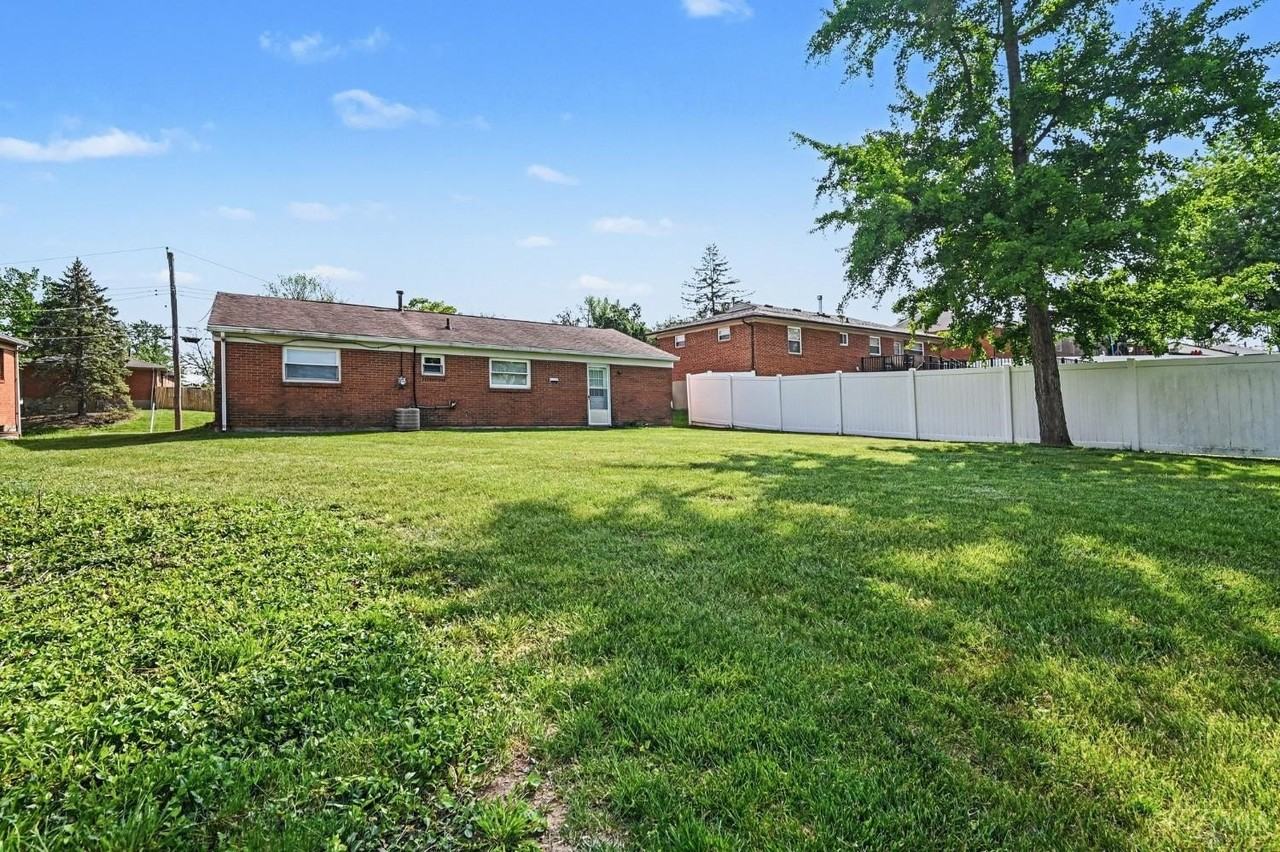 766 Hargrove Way - Photo 5 of 15