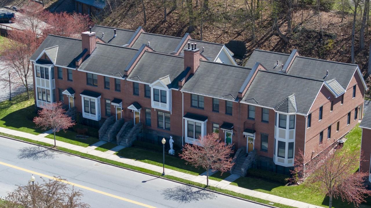 164 High Rock Ave - Photo 4 of 30