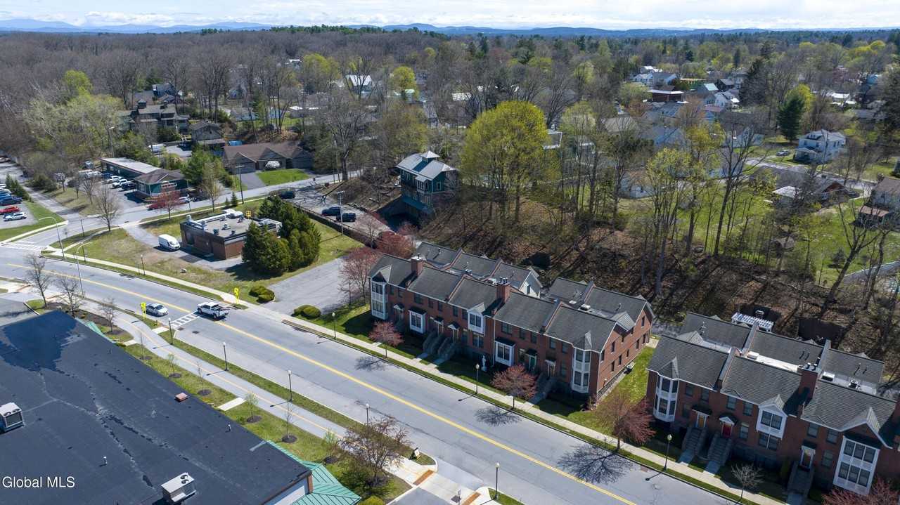 164 High Rock Ave - Photo 5 of 30