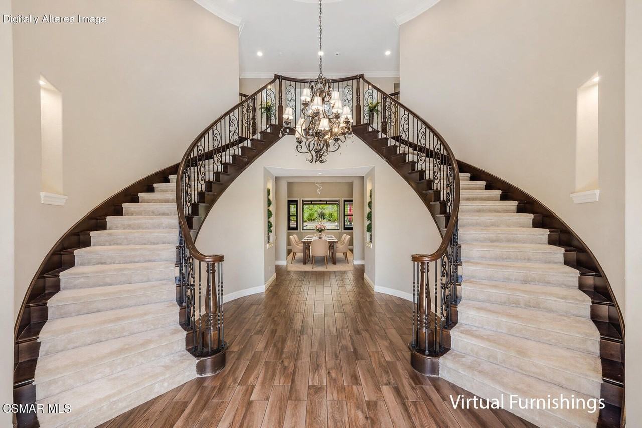 7305 Augusta Dr - Photo 3 of 50