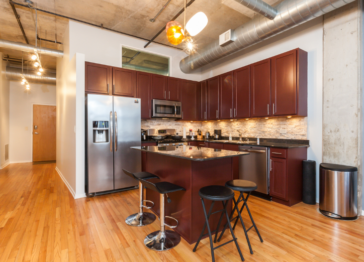 933 W Van Buren St #812 - Photo 2 of 17