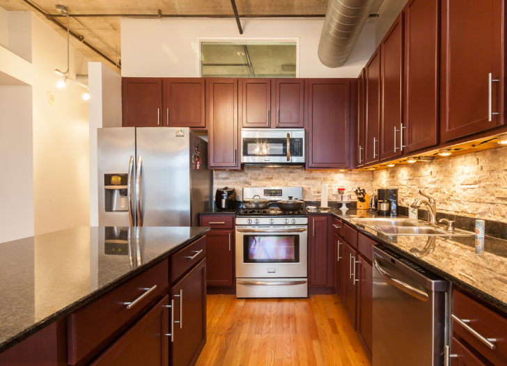 933 W Van Buren St #812 - Photo 4 of 17