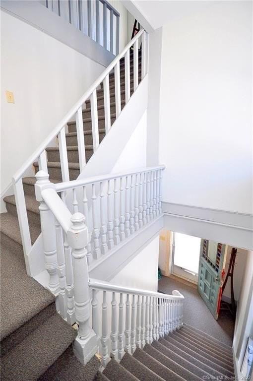 387 South St - Photo 3 of 20