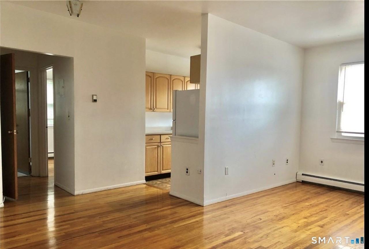 324 Strawberry Hill Ave #A202 - Photo 5 of 12