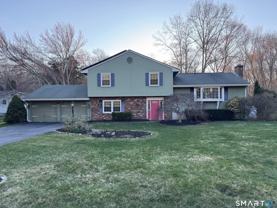 15 Brookfield Dr - Photo 1 of 1