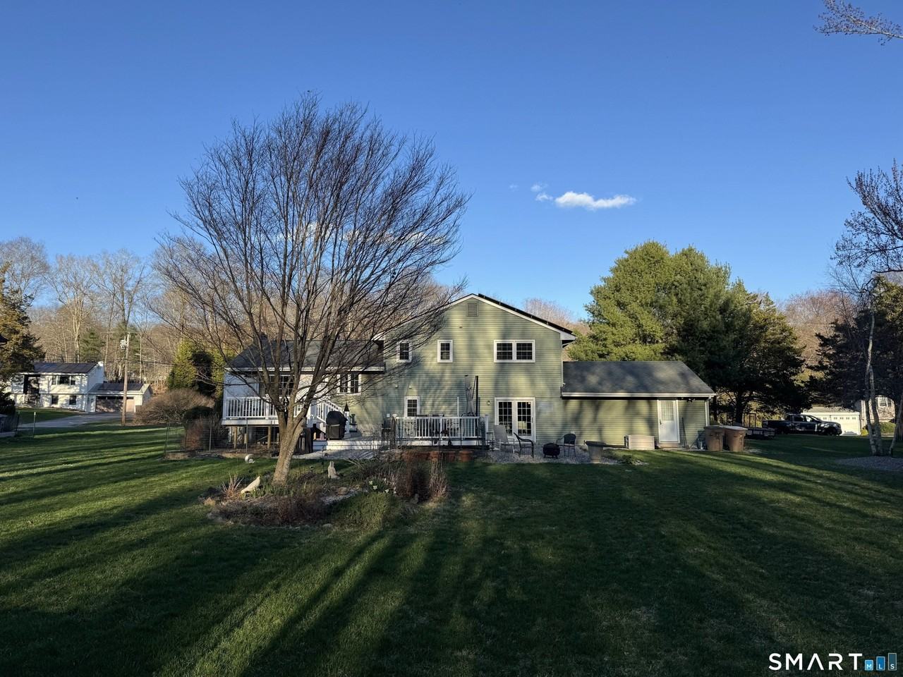 15 Brookfield Dr - Photo 2 of 40