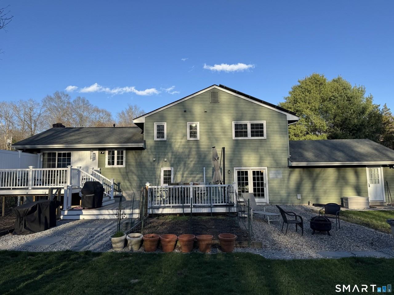 15 Brookfield Dr - Photo 4 of 40