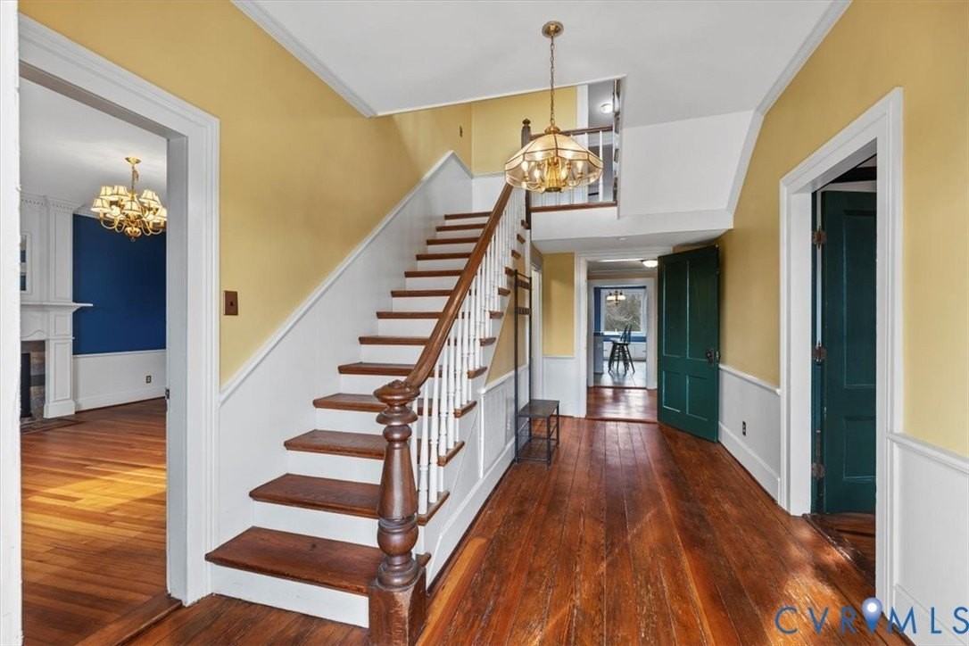 2297 Indian Oak Rd - Photo 4 of 48