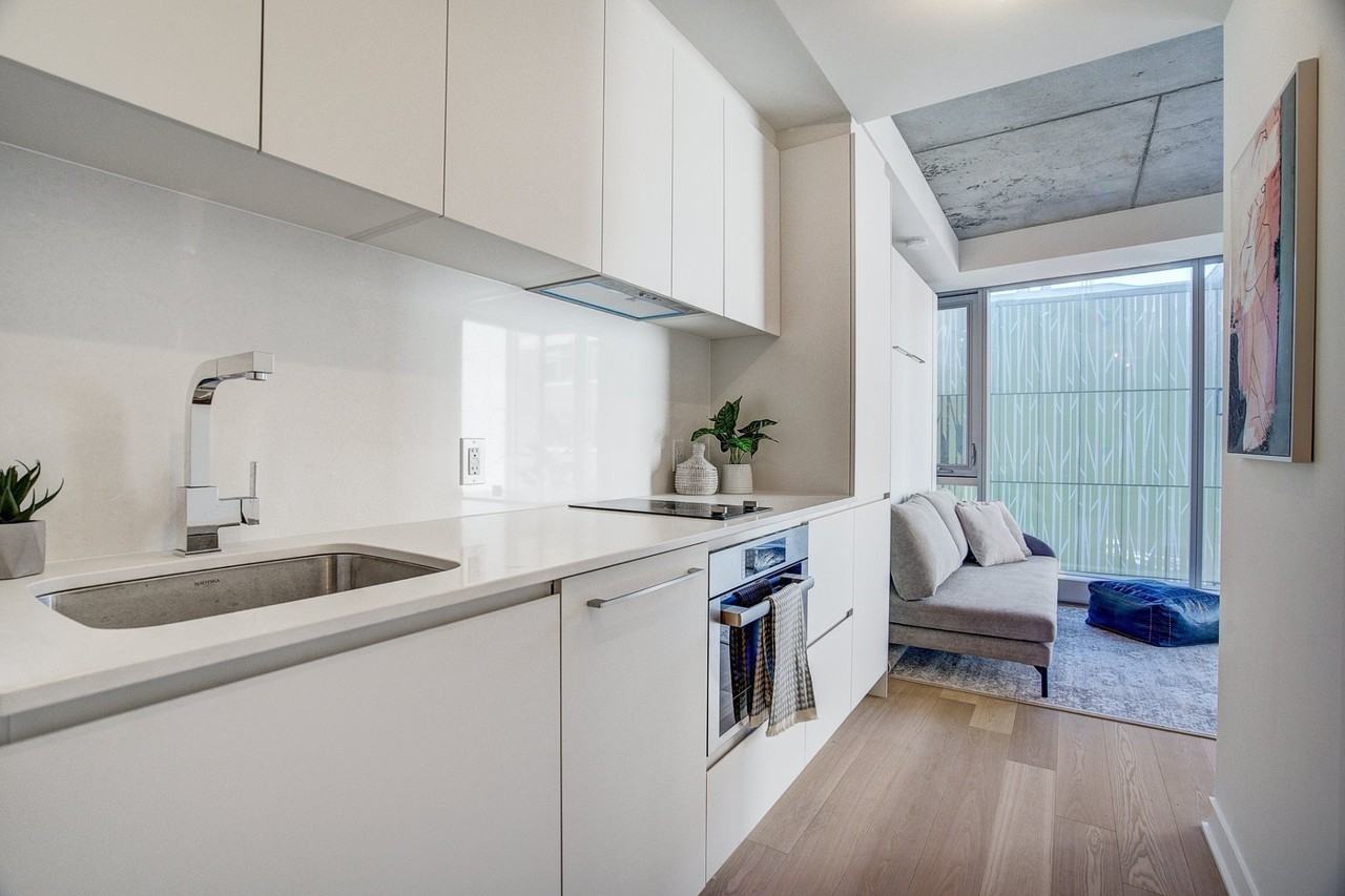 360 Rue Mayor 1004 - Photo 3 of 21
