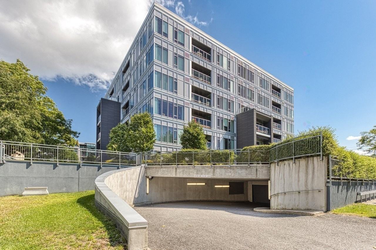 2050 Boul René-Lévesque O - Photo 2 of 29