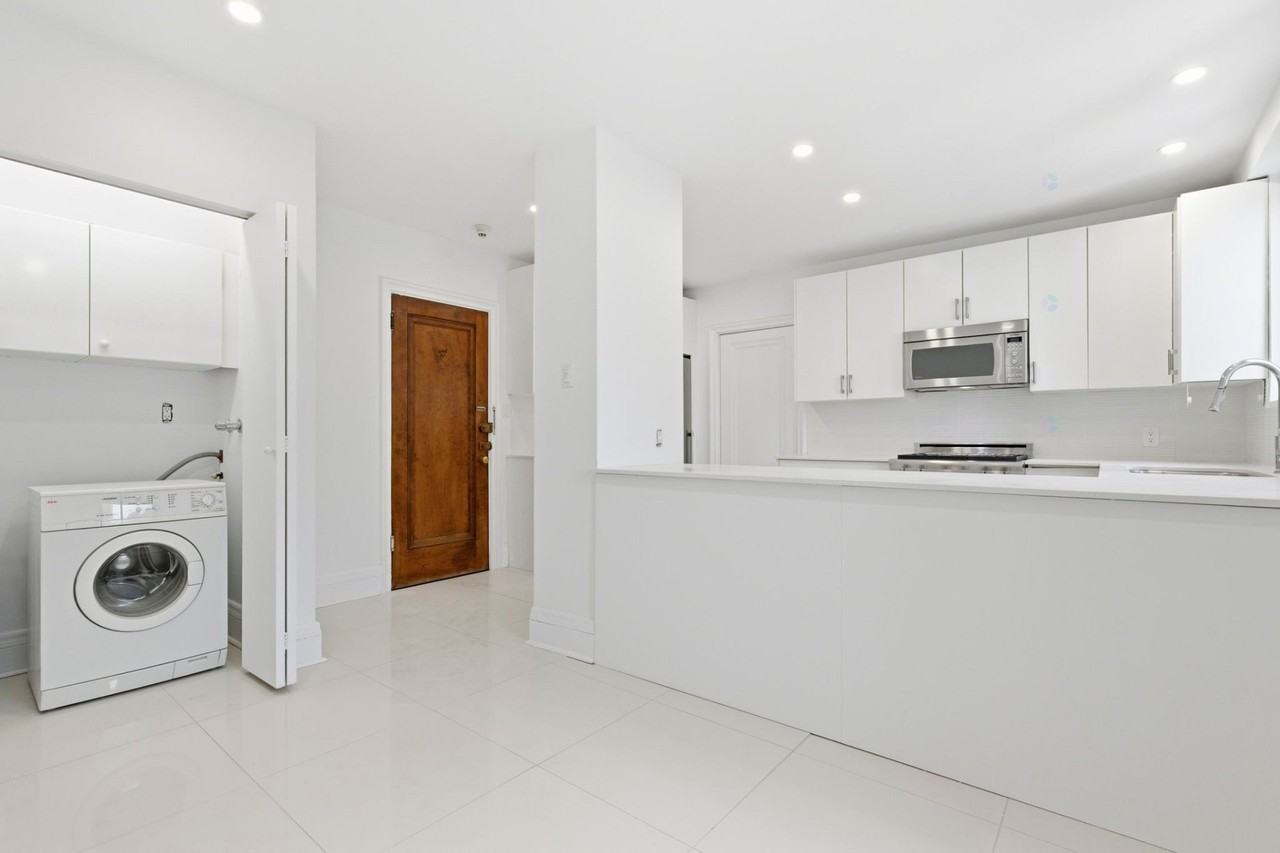 3940 Ch De La Côte-Des-Neiges - Photo 6 of 27