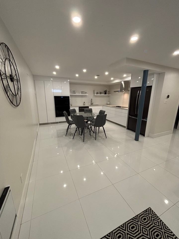 3975A Av Lacombe - Photo 6 of 17