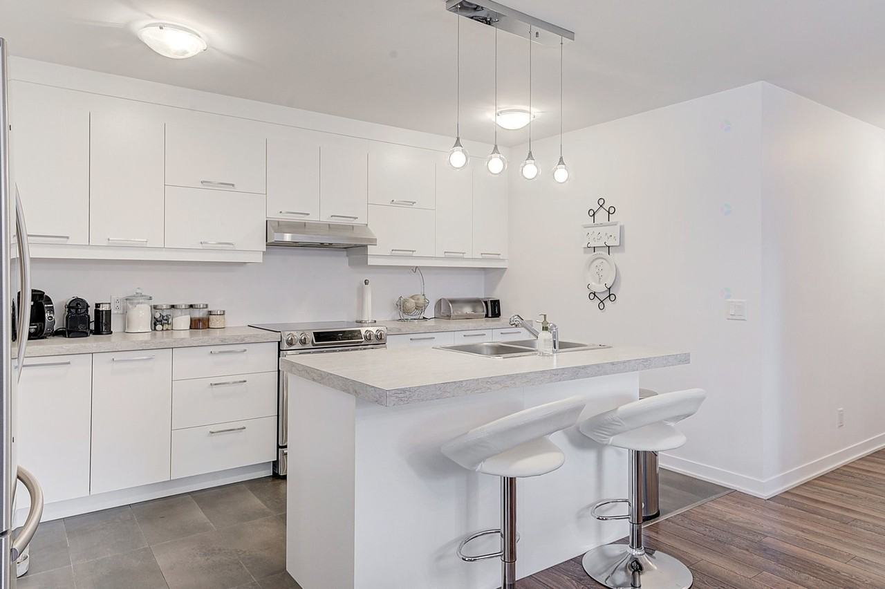 81 Rue Jeannette - Photo 3 of 15